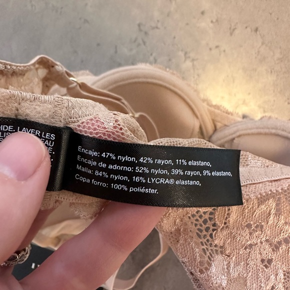 NEW with Tags Natori Lace Trimmed Bra in Nude - Picture 10 of 10